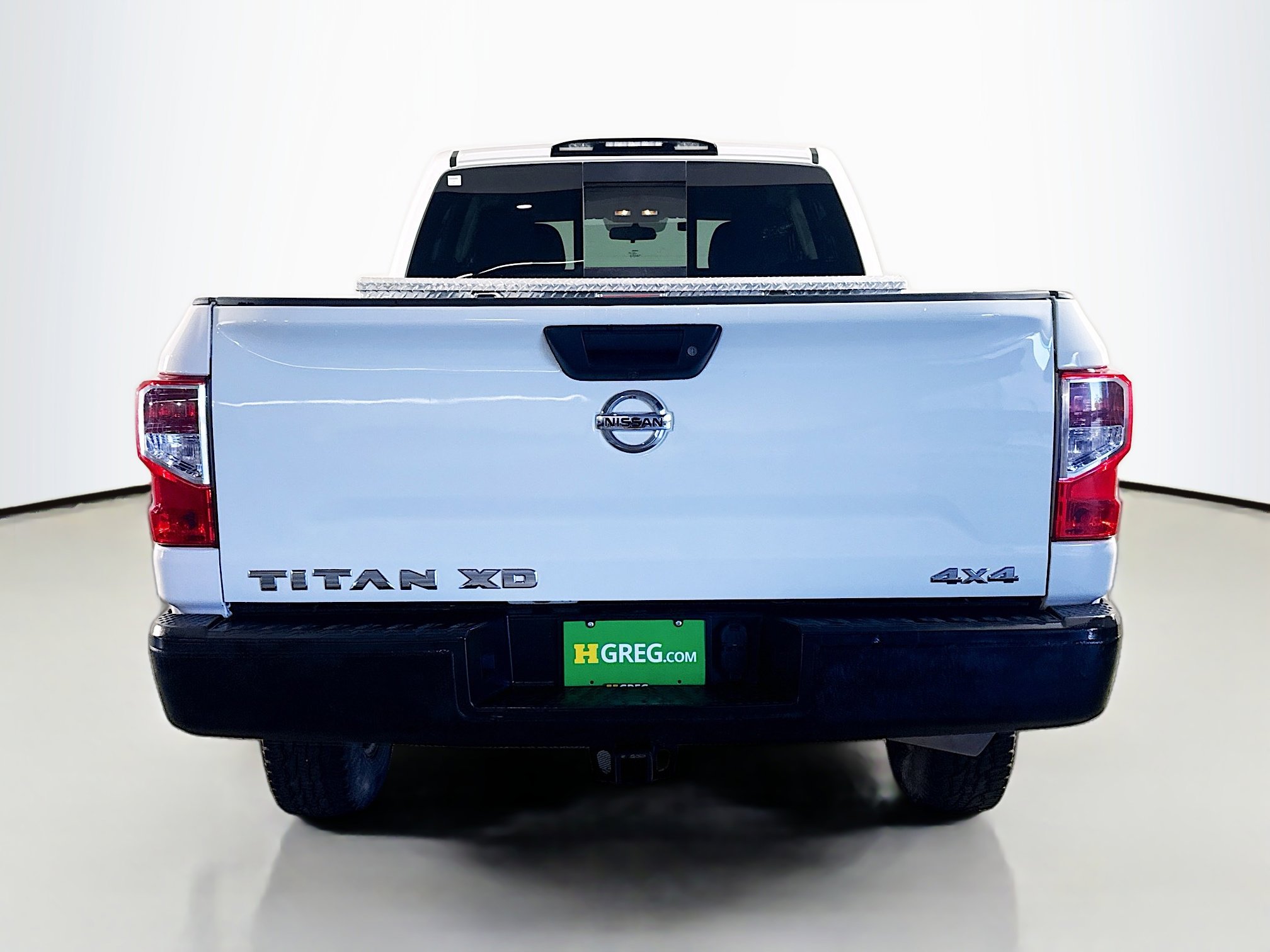 Used 2019 Nissan Titan S w/ S Utility Package image 8