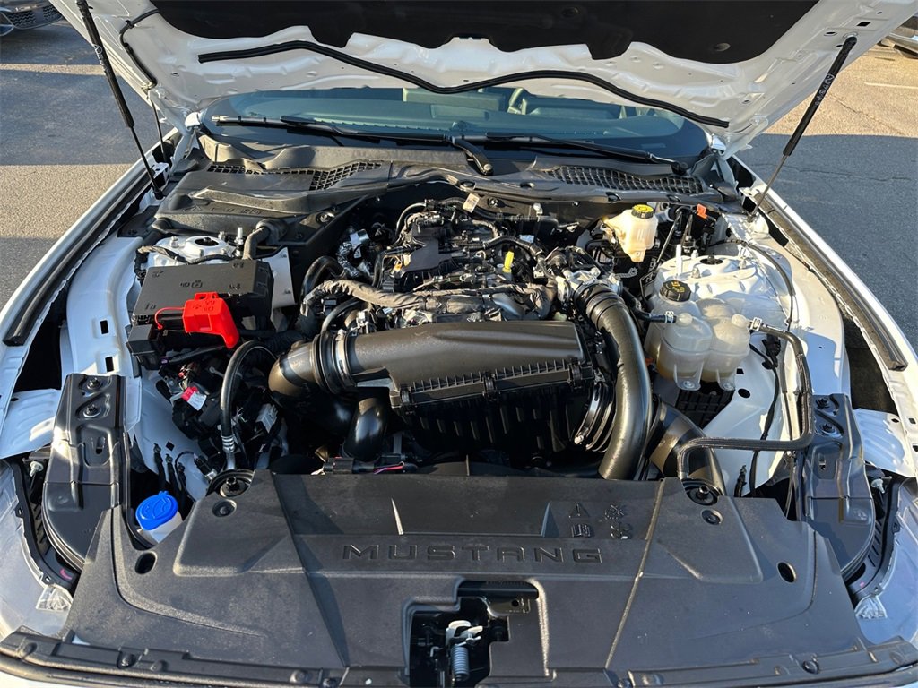 Used 2025 Ford Mustang Coupe image 26