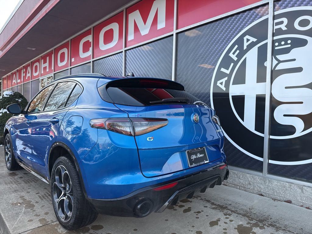 New 2025 Alfa Romeo Stelvio Sprint image 8