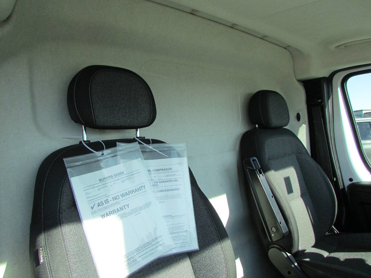 Used 2023 RAM ProMaster 2500 image 17