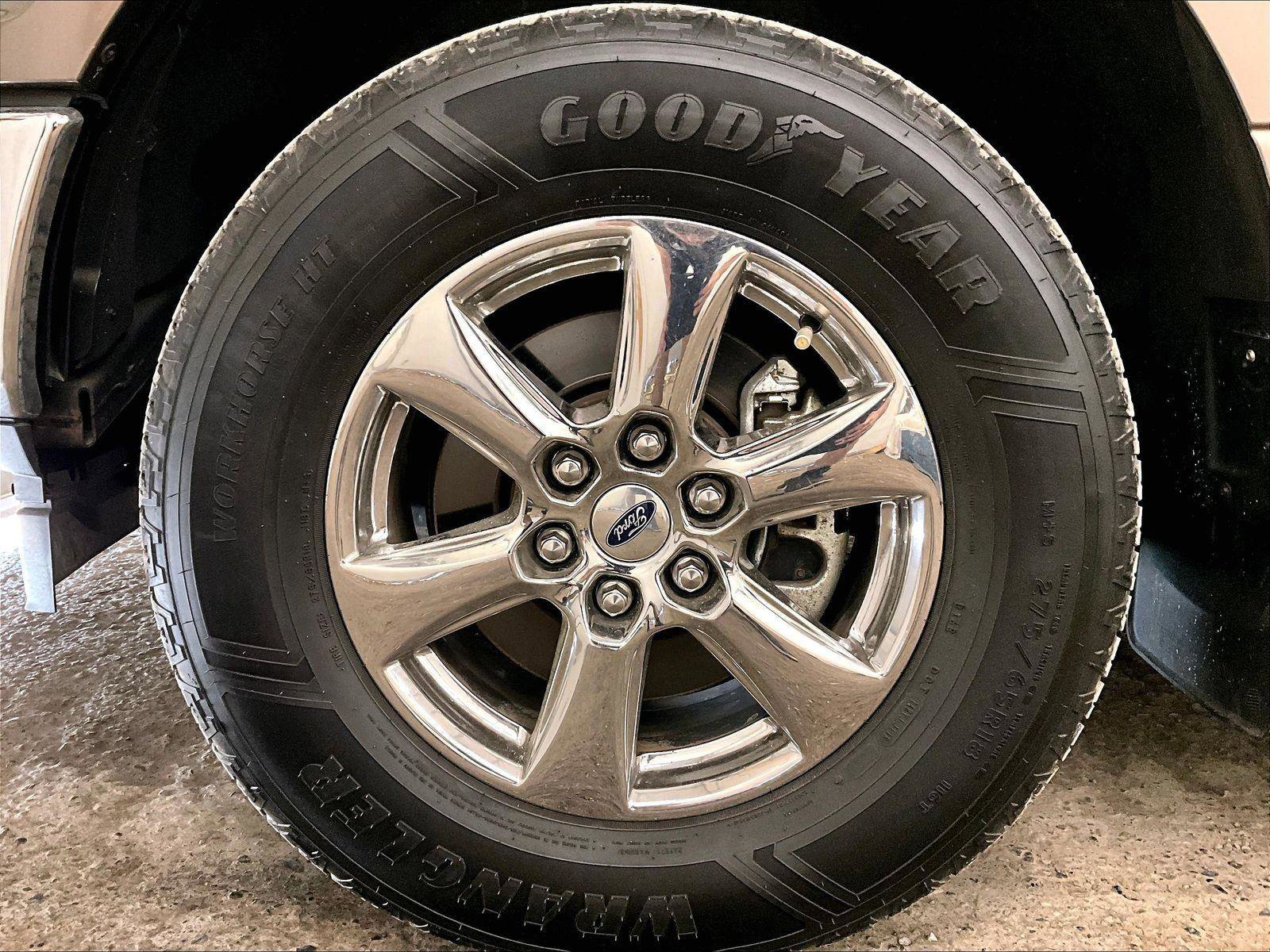 Used 2018 Ford F150 XLT w/ Equipment Group 302A Luxury AWD/4WD image 8