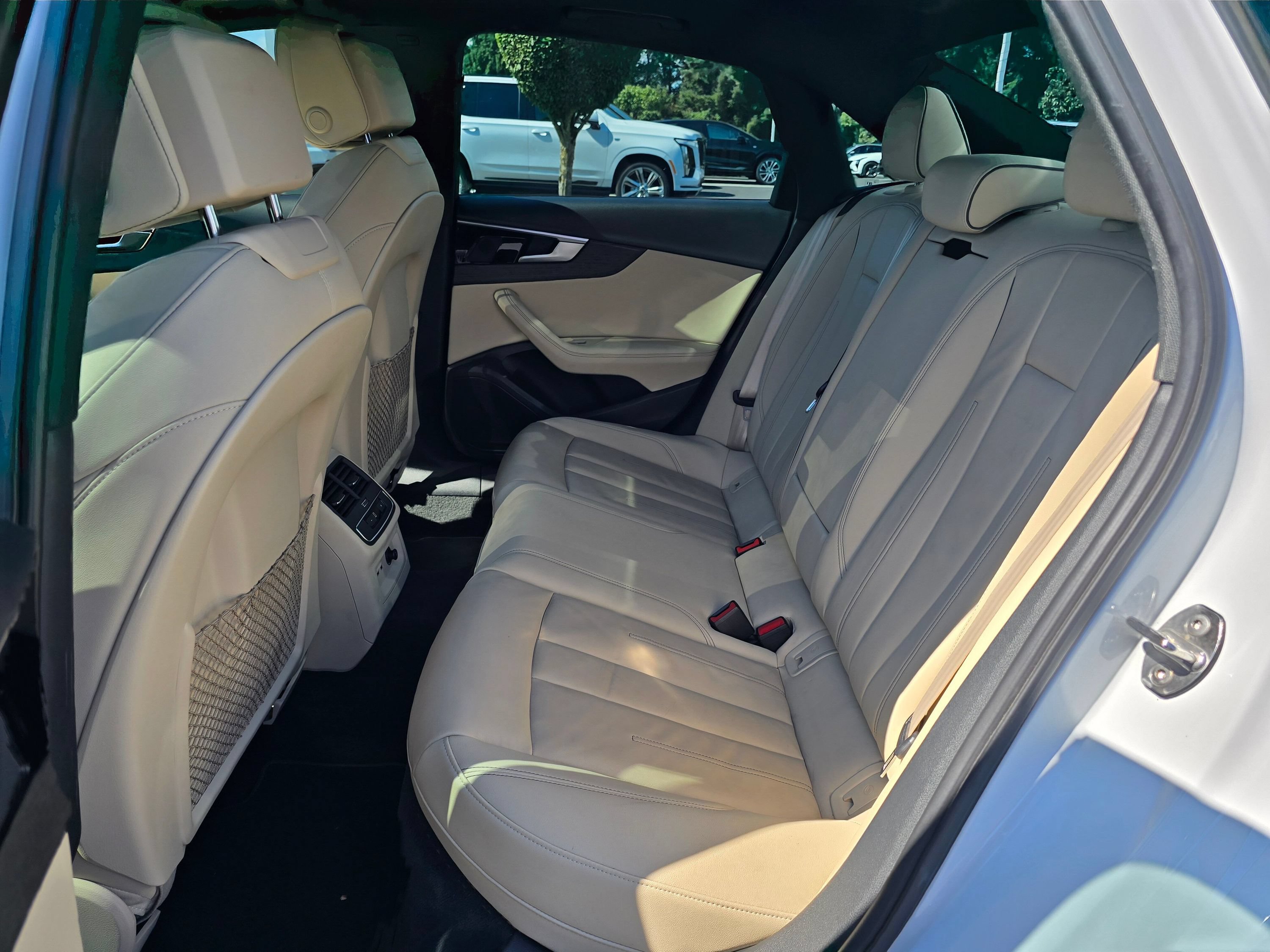 Used 2022 Audi A4 2.0T Premium Plus AWD/4WD image 18