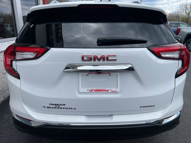 Used 2023 GMC Terrain SLT w/ Tech Package image 13