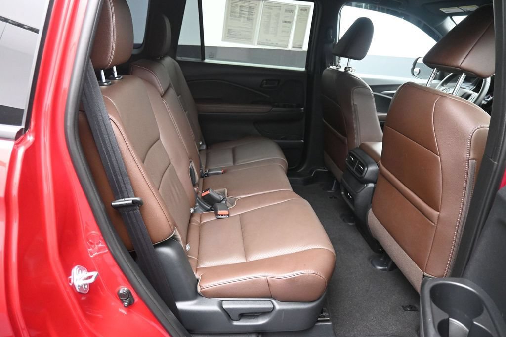 Certified 2024 Honda Passport EX-L image 25