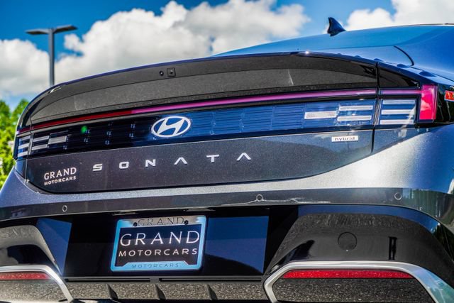 New 2026 Hyundai Sonata Limited FWD image 14