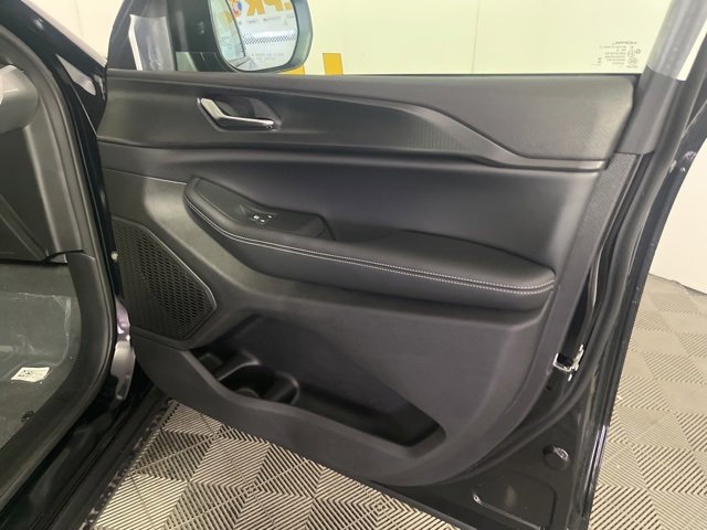 New 2025 Jeep Grand Cherokee Laredo X w/ Luxury Tech Group I image 31