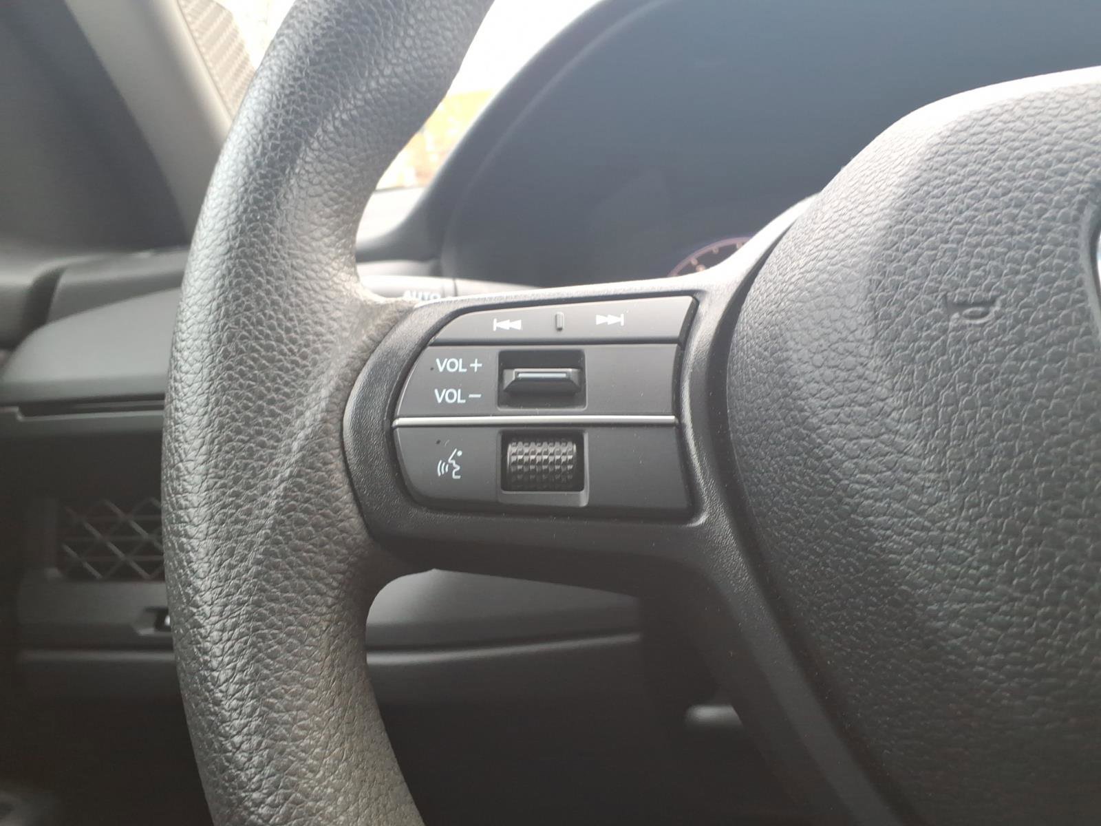 Certified 2023 Honda Accord EX image 30