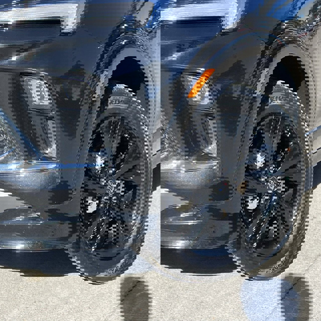 Certified 2024 Buick Encore GX Sport Touring image 8