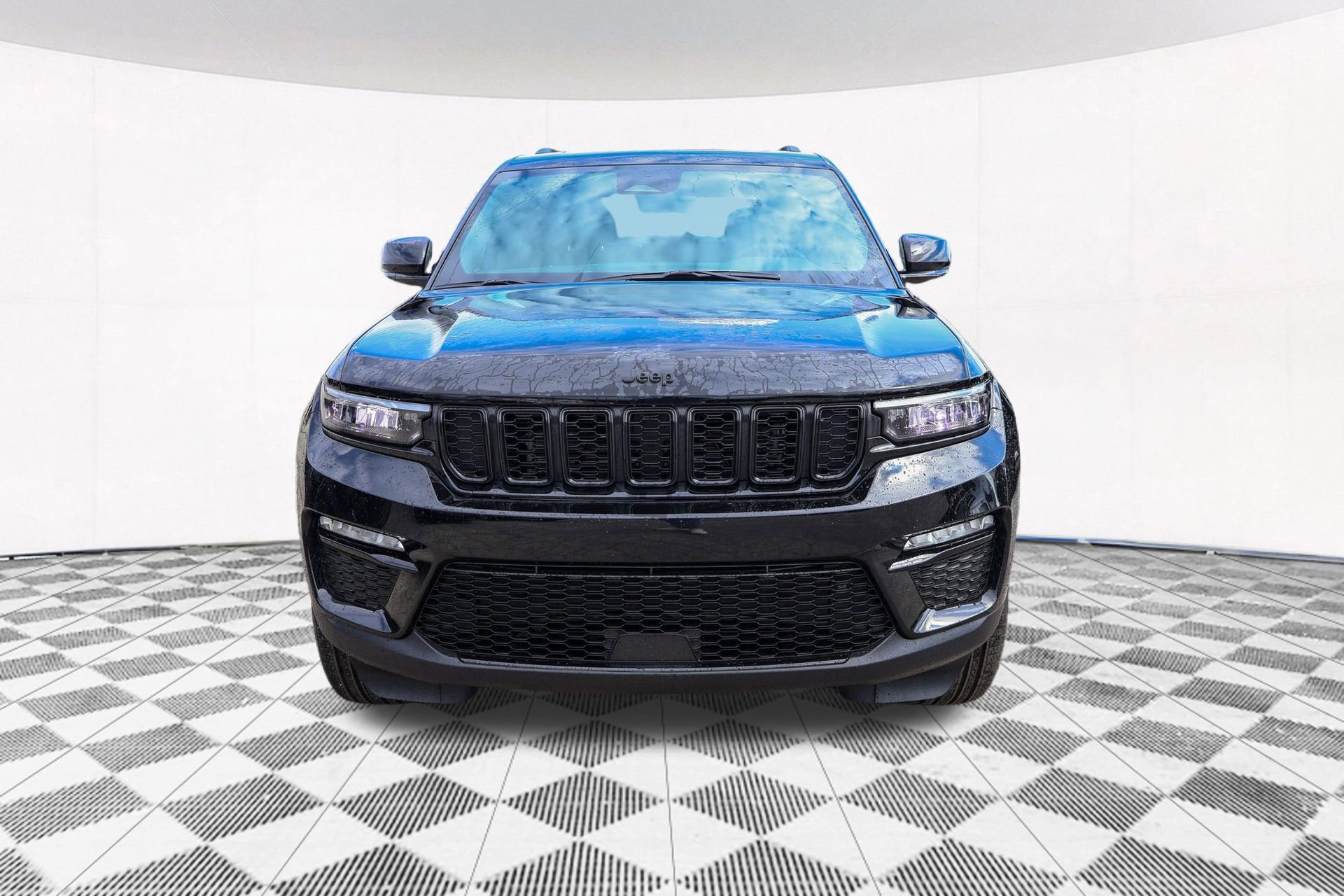 New 2025 Jeep Grand Cherokee Limited w/ Black Appearance Package image 10