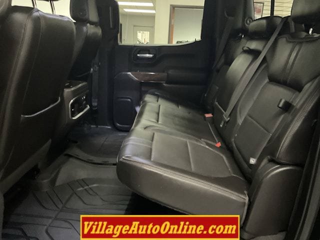 Used 2019 Chevrolet Silverado 1500 High Country w/ Technology Package AWD/4WD image 27