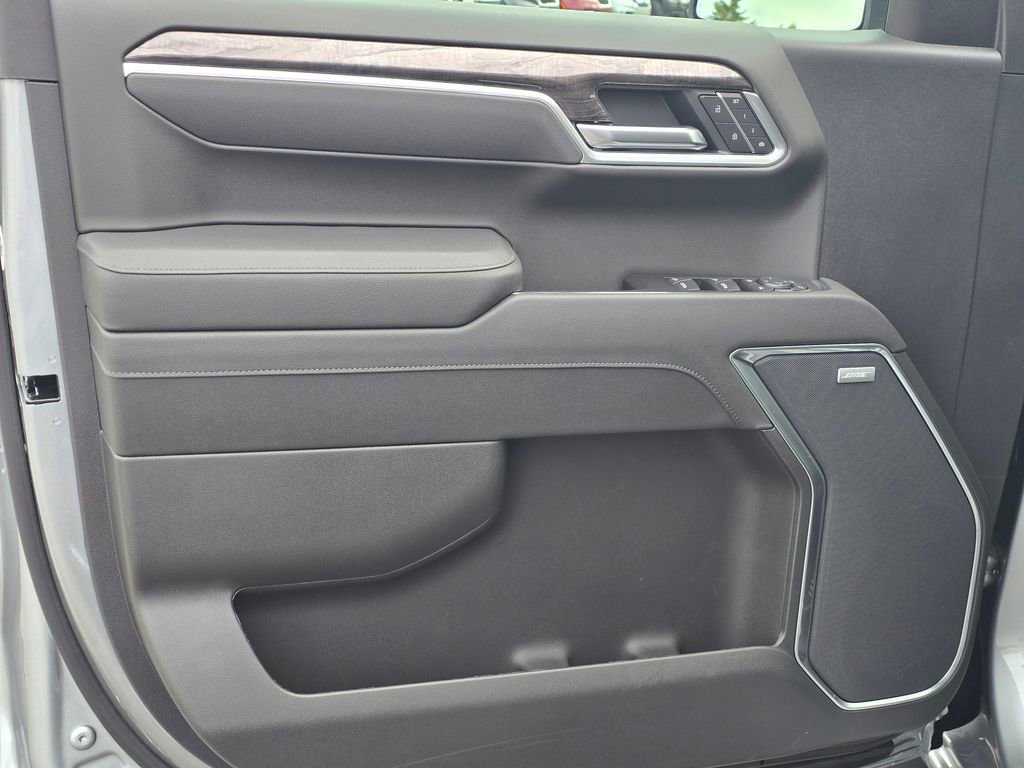 New 2026 Chevrolet Silverado 1500 LTZ w/ LTZ Premium Package image 37