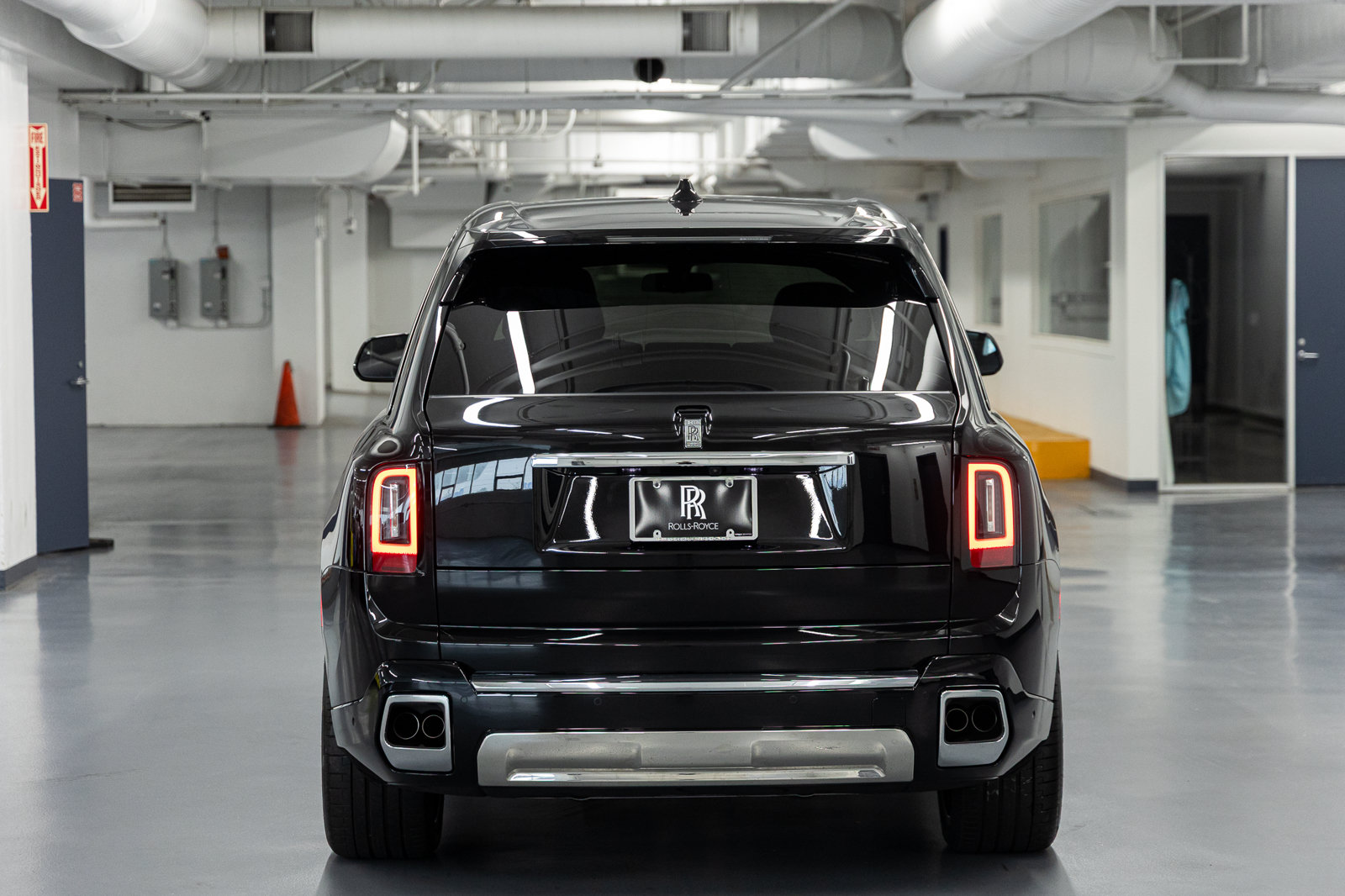 New 2027 Rolls-Royce Cullinan AWD/4WD image 5