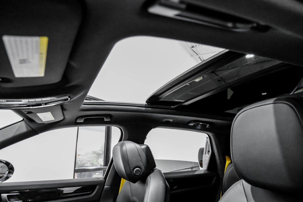 Used 2023 Porsche Cayenne image 8