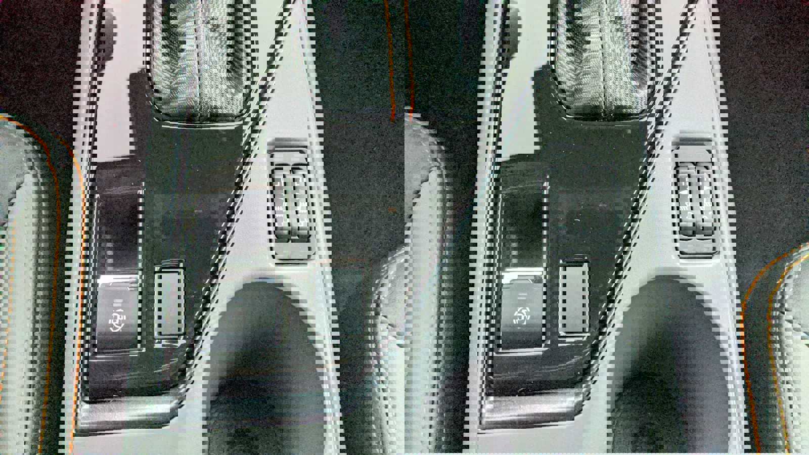 New 2025 Subaru Crosstrek 2.5i Limited image 17