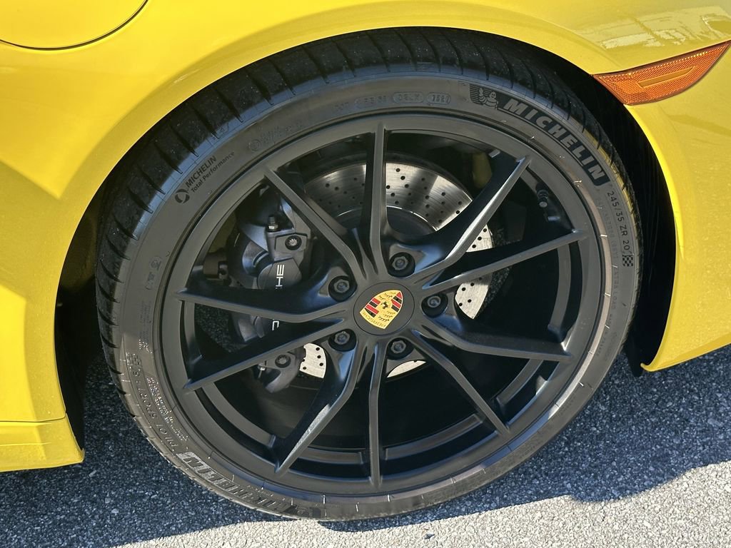 Used 2017 Porsche 911 Carrera image 14