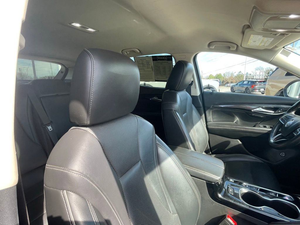 Used 2023 Buick Envision Essence FWD image 28