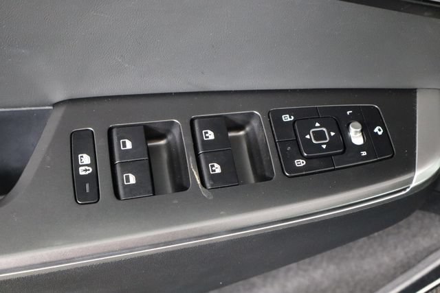 Used 2023 Kia EV6 Wind RWD image 20