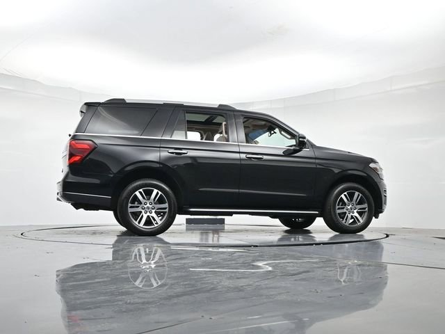Used 2023 Ford Expedition Limited image 34