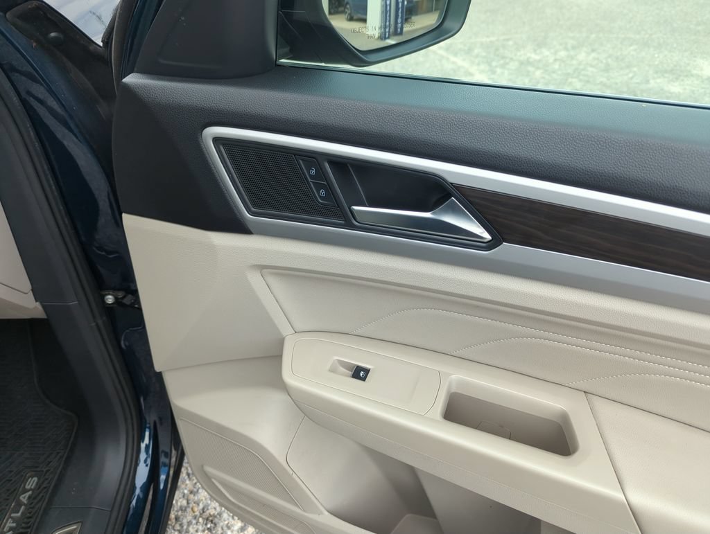 Certified 2023 Volkswagen Atlas SE w/ Panoramic Sunroof Package FWD image 36