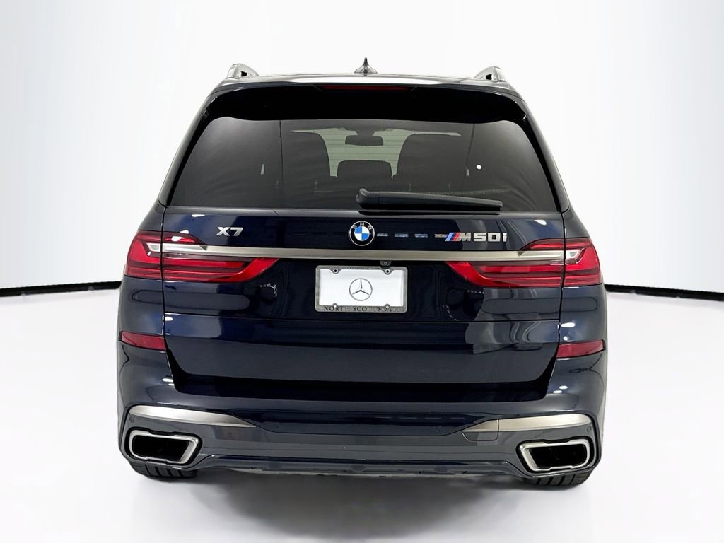 Used 2021 BMW X7 M50i w/ Executive Package AWD/4WD image 6