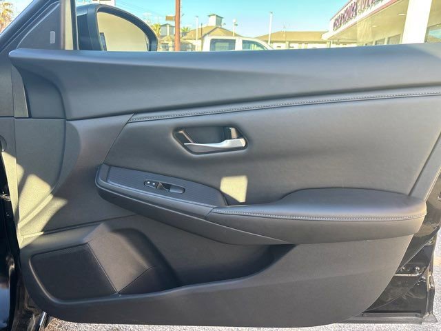 Used 2024 Nissan Sentra SV image 44