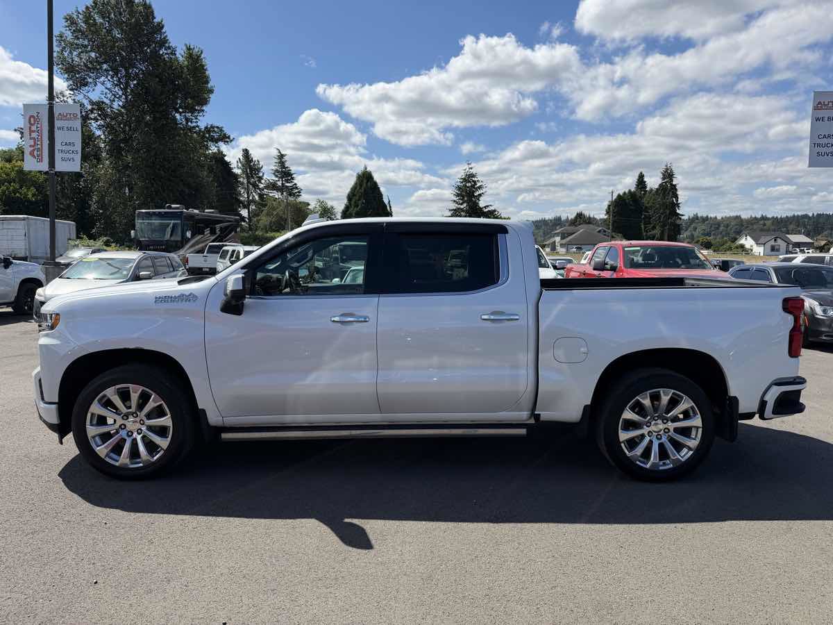 Used 2019 Chevrolet Silverado 1500 High Country w/ Technology Package AWD/4WD image 5