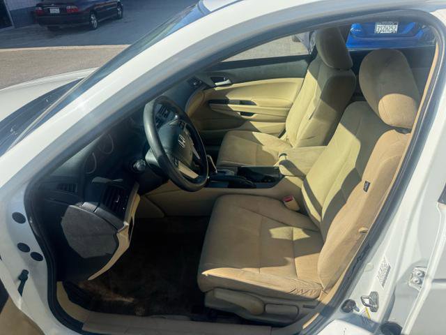 Used 2012 Honda Accord LX image 8