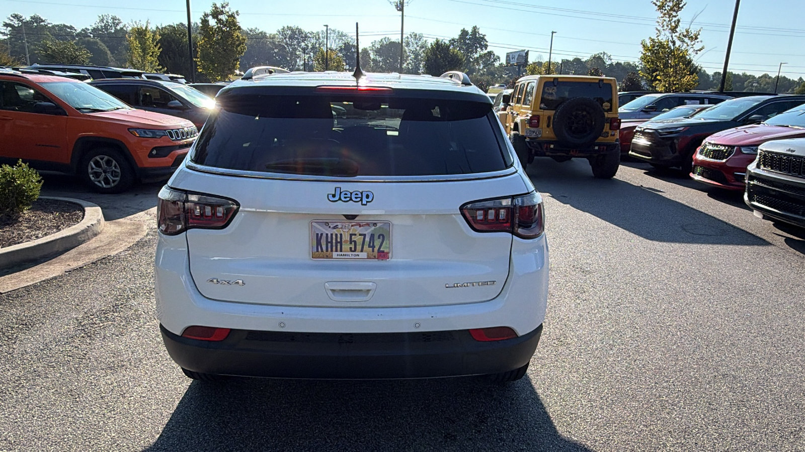 Used 2024 Jeep Compass Limited AWD/4WD image 9