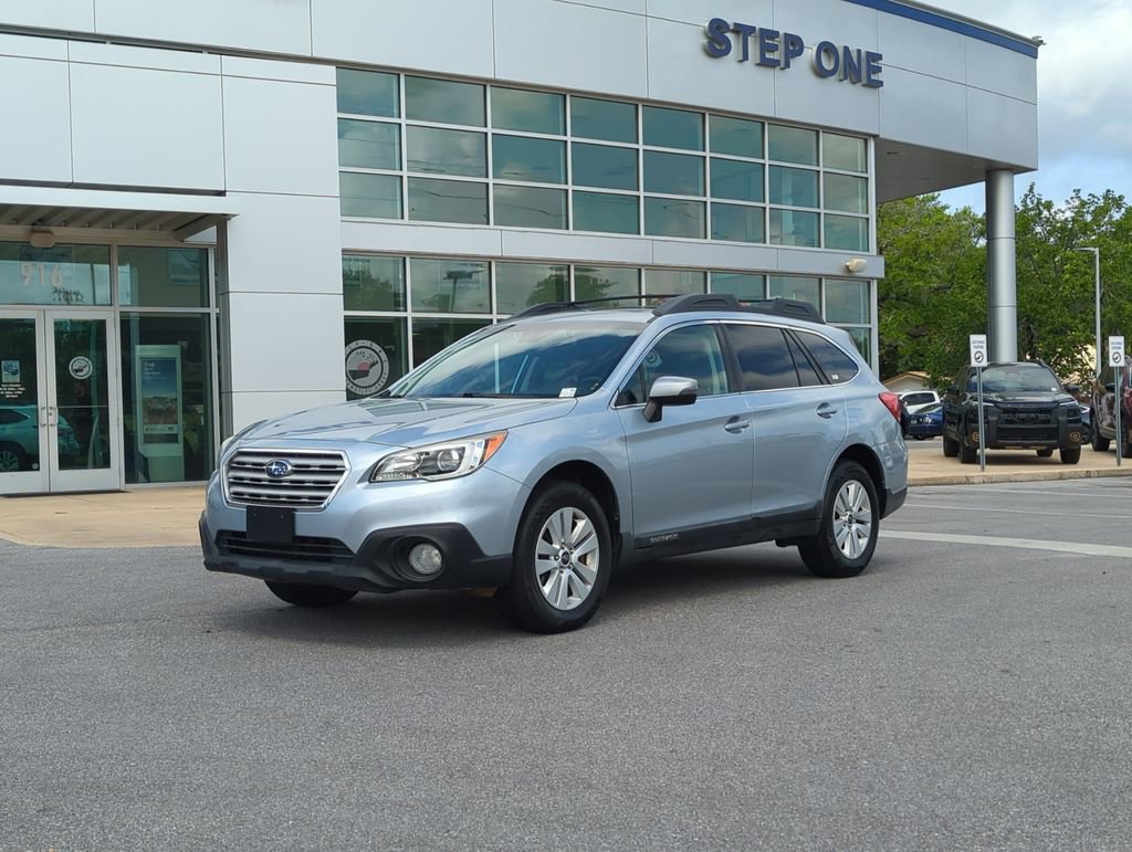 Used 2017 Subaru Outback 2.5i Premium image 2