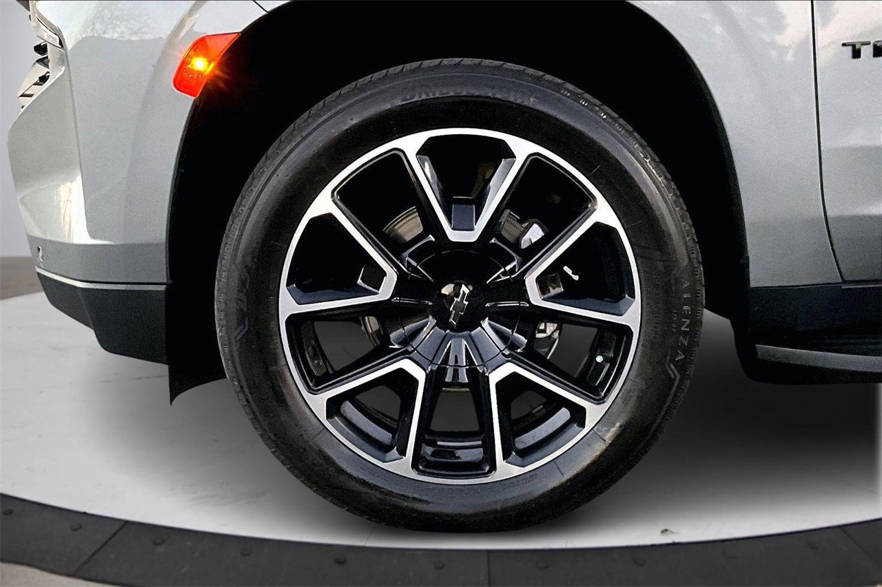 Used 2023 Chevrolet Tahoe RST w/ Luxury Package image 31