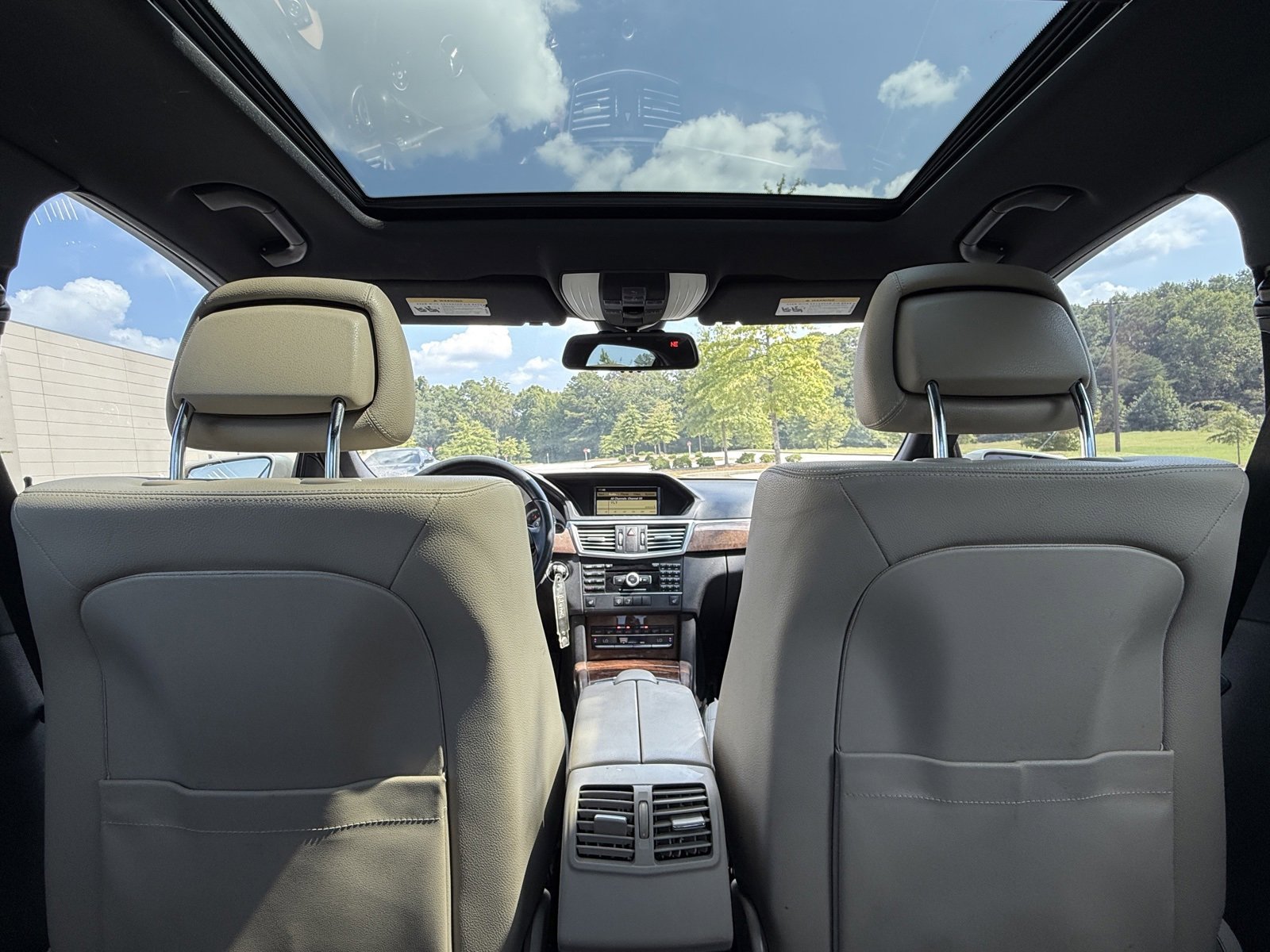 Used 2011 Mercedes-Benz E 350 Sedan image 31