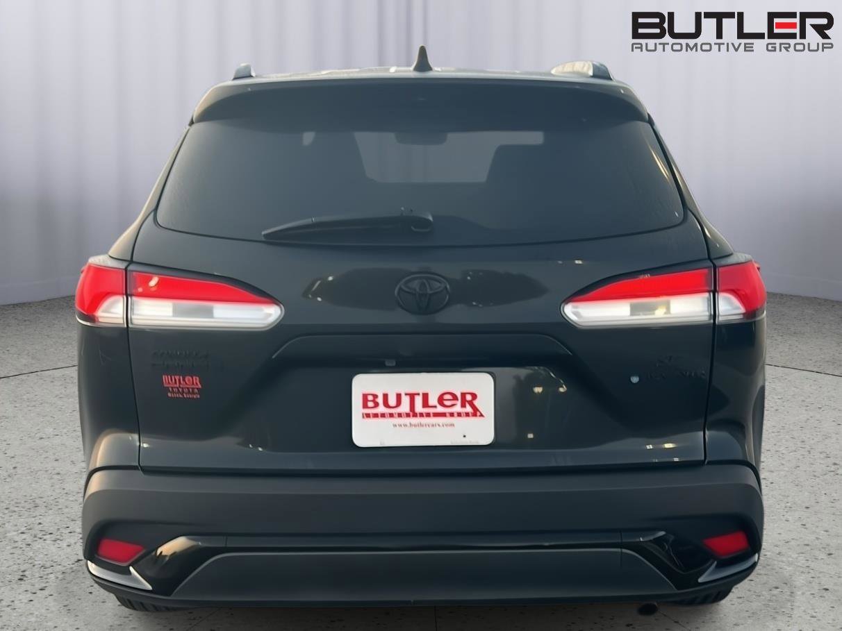 Used 2025 Toyota Corolla Cross AWD Hybrid image 5