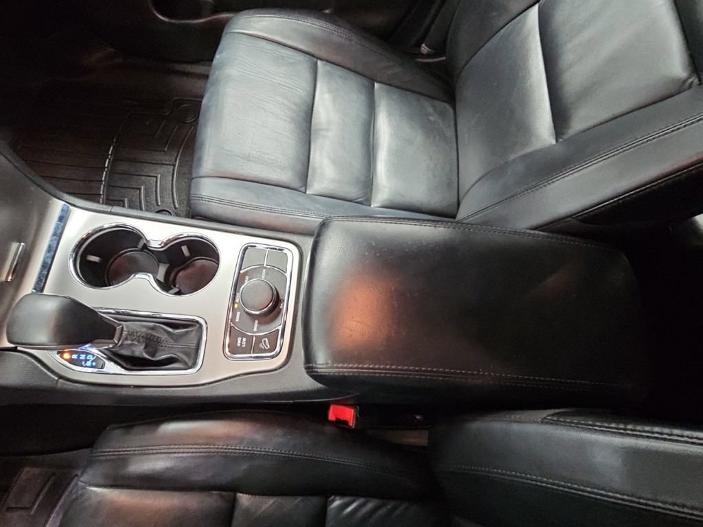 Used 2019 Jeep Grand Cherokee Limited AWD/4WD image 25