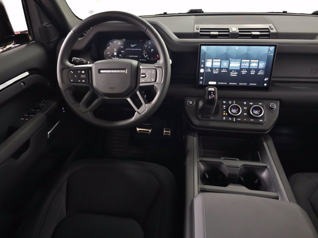 Certified 2025 Land Rover Defender 110 S AWD/4WD image 19
