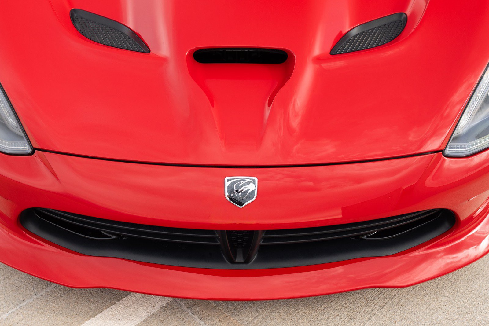 Used 2013 SRT Viper GTS w/ GTS Laguna Interior Pkg RWD image 23