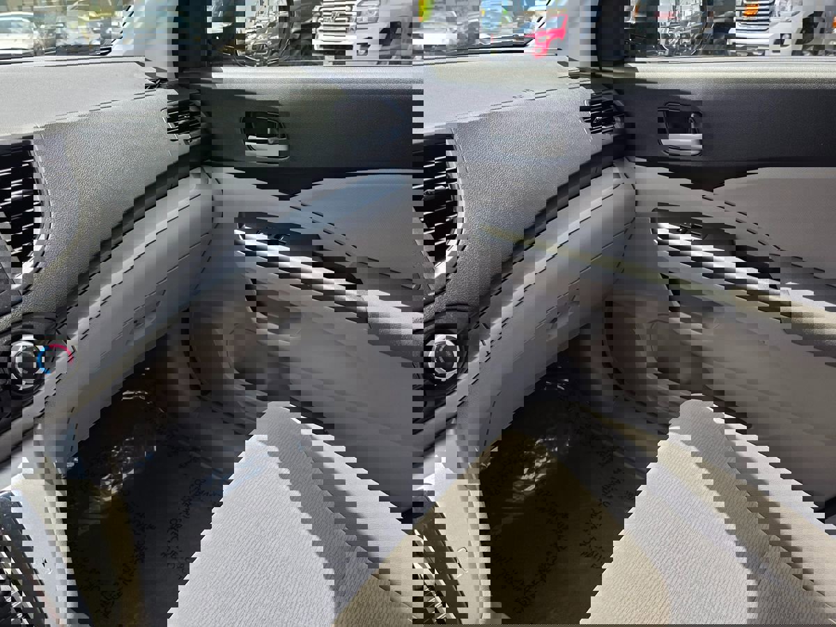 Used 2013 Honda CR-V LX image 35