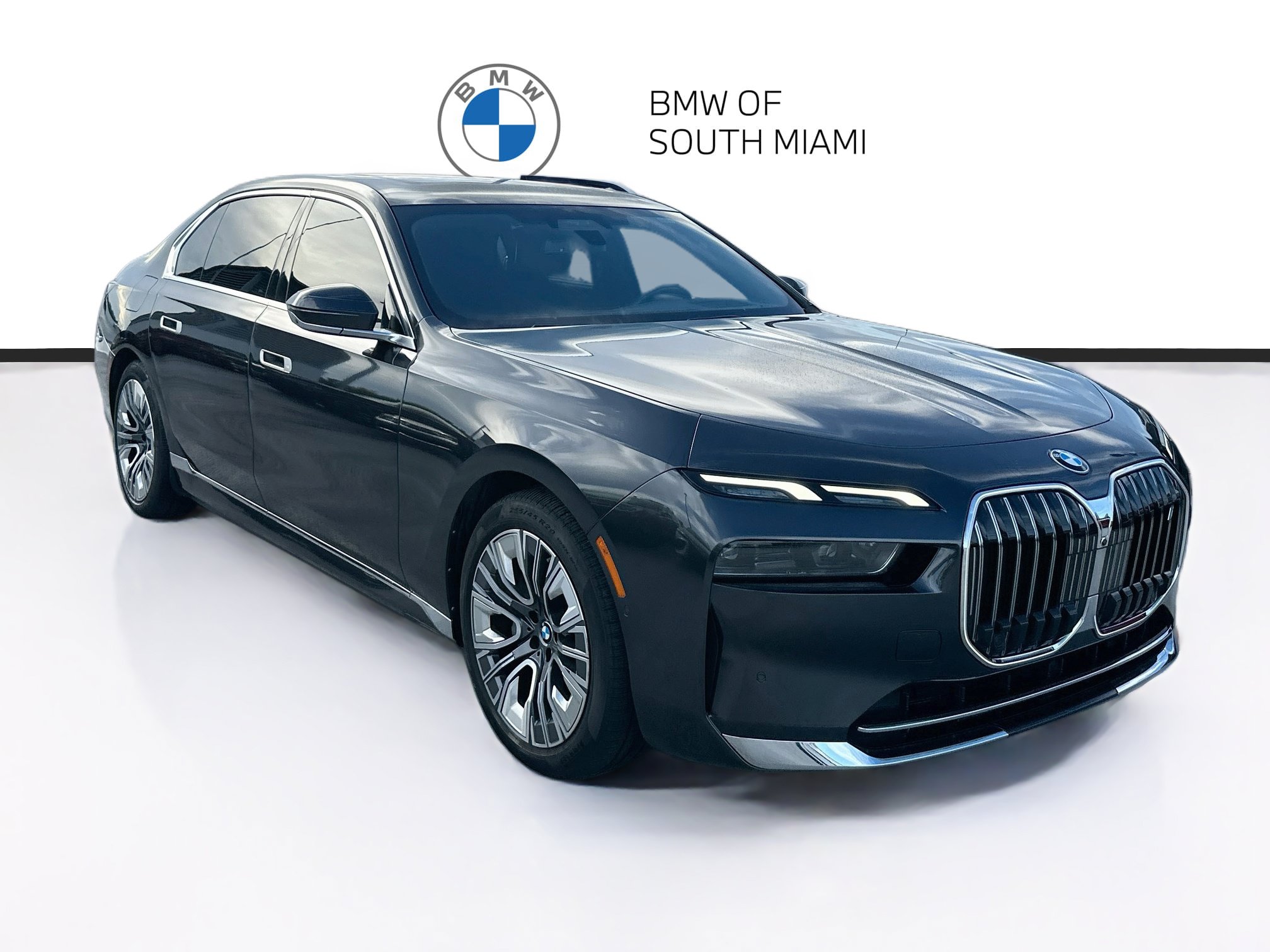 Certified 2024 BMW i7 xDrive60 AWD/4WD image 1