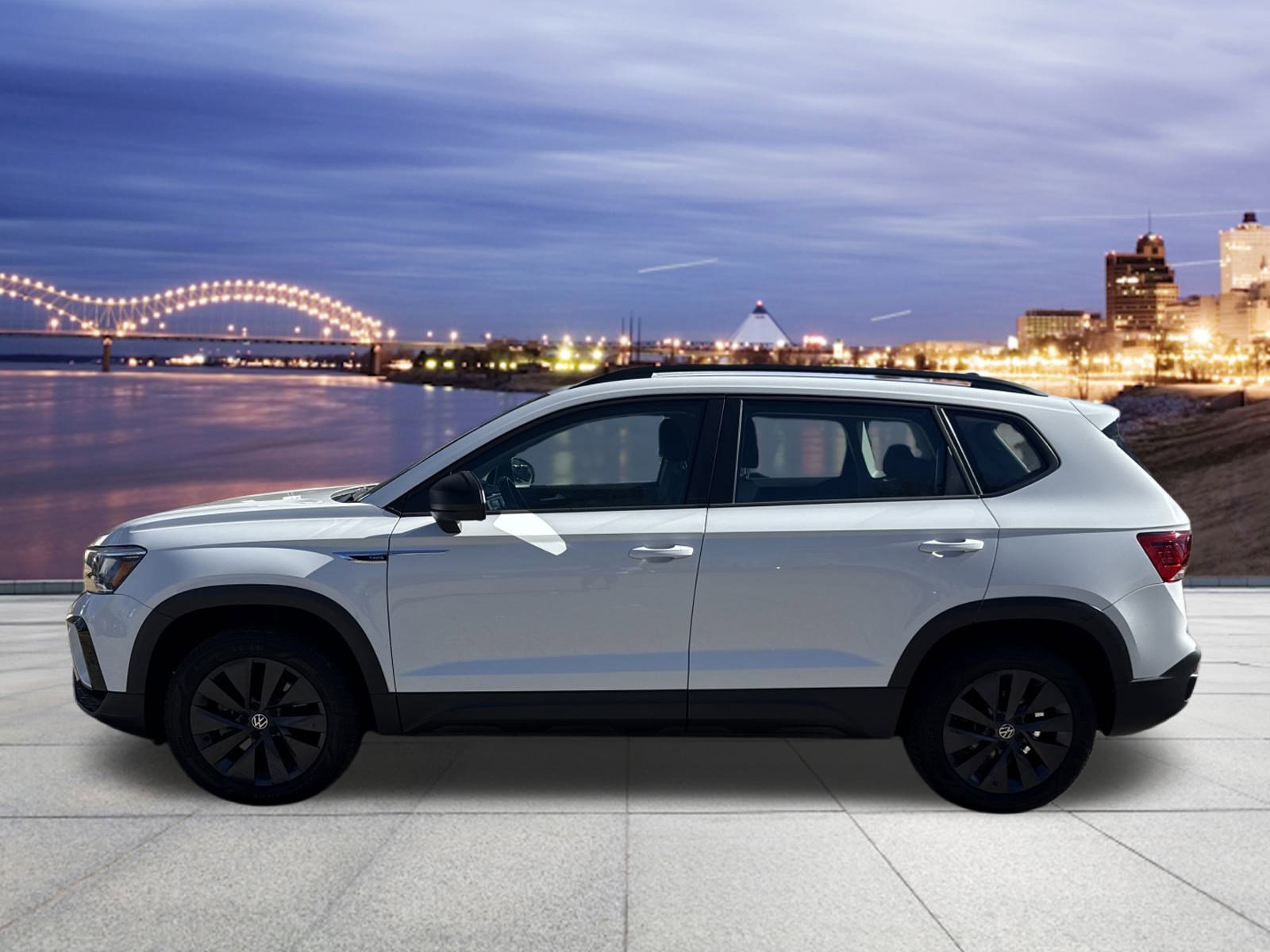 Used 2023 Volkswagen Taos S image 2