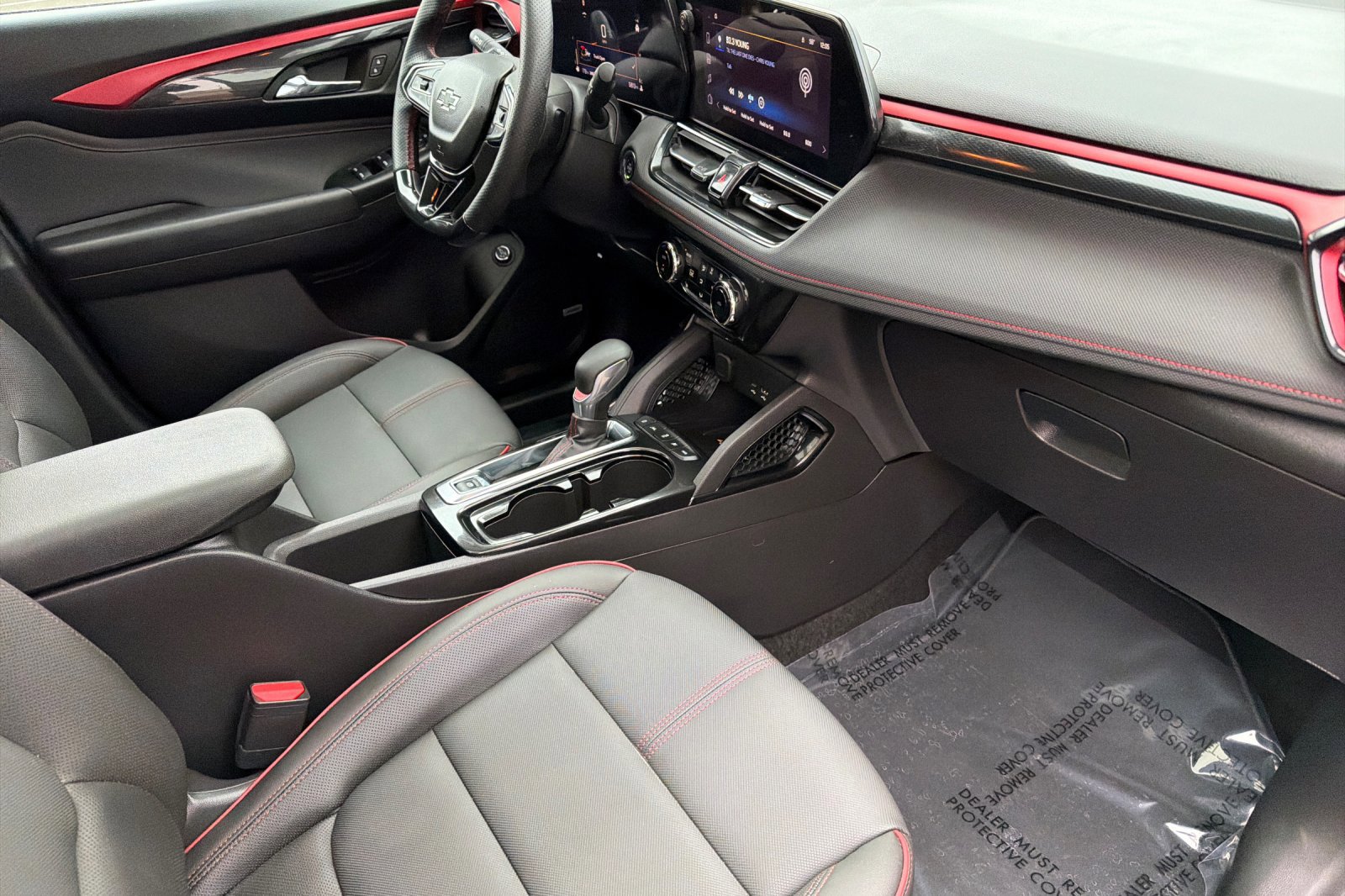 Used 2025 Chevrolet TrailBlazer RS w/ Convenience Package image 16