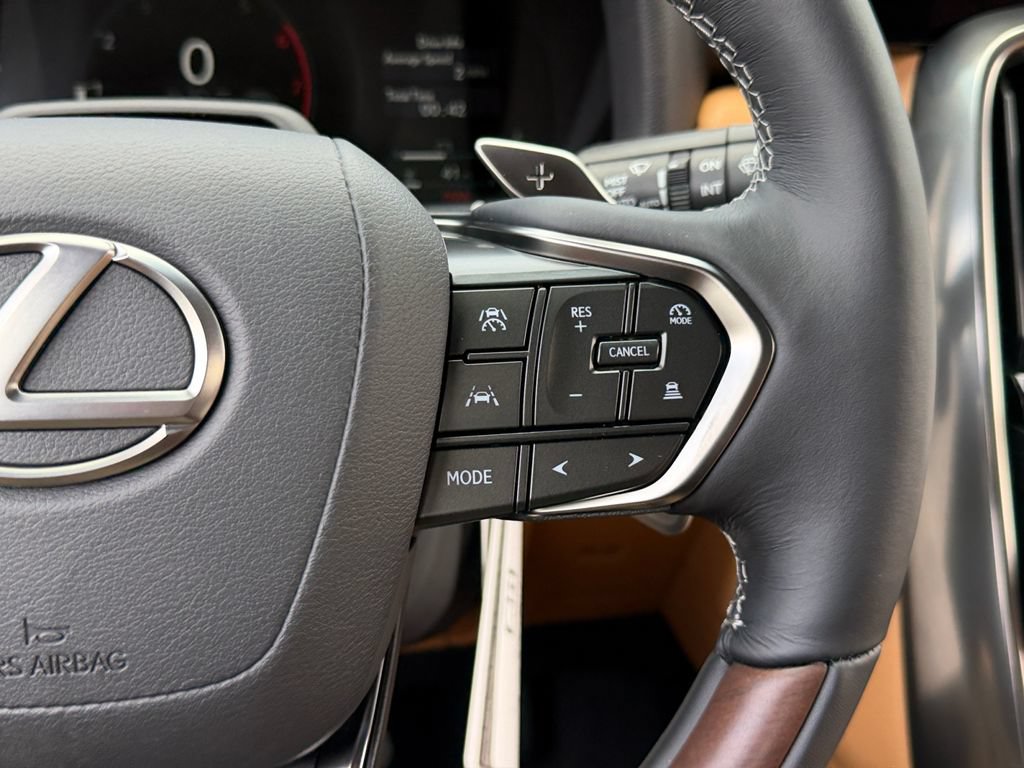 New 2026 Lexus LX 700h Luxury AWD/4WD image 18