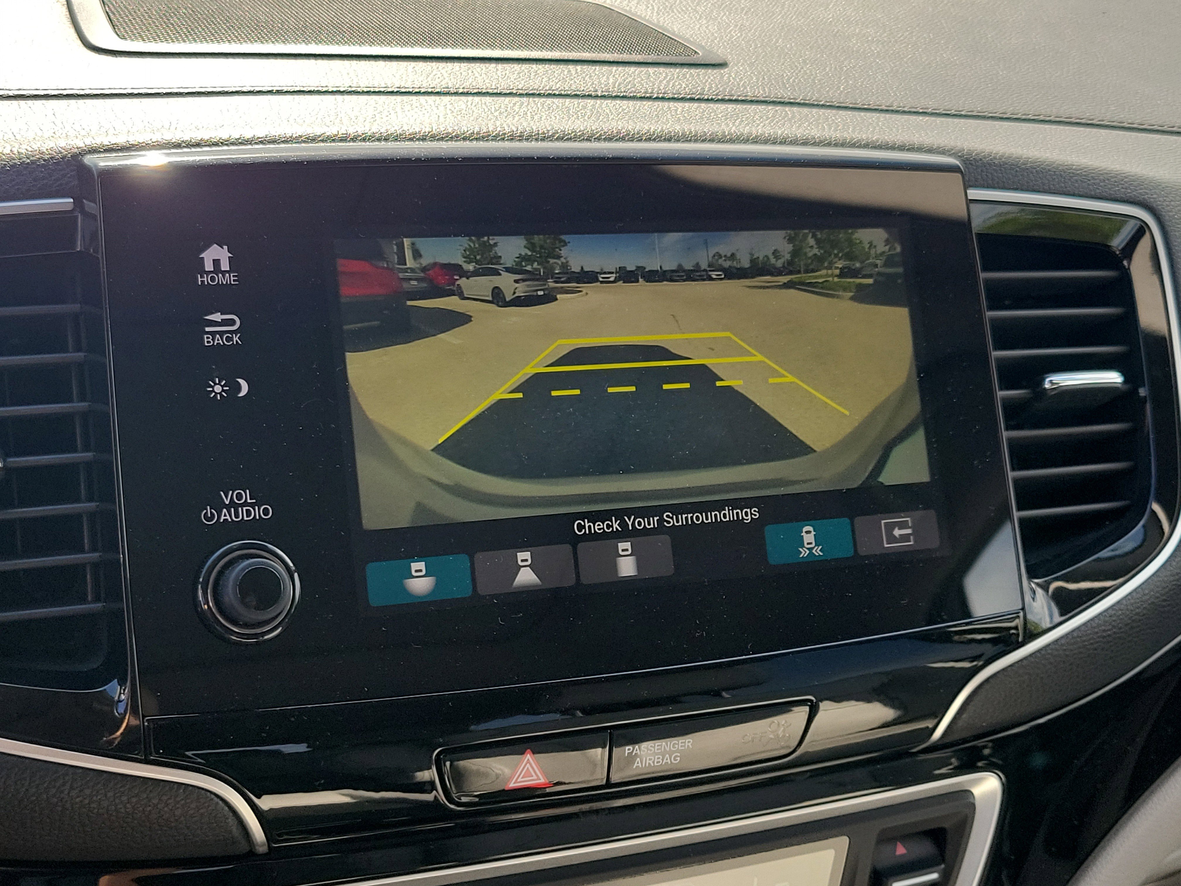 Used 2019 Honda Pilot Touring image 32