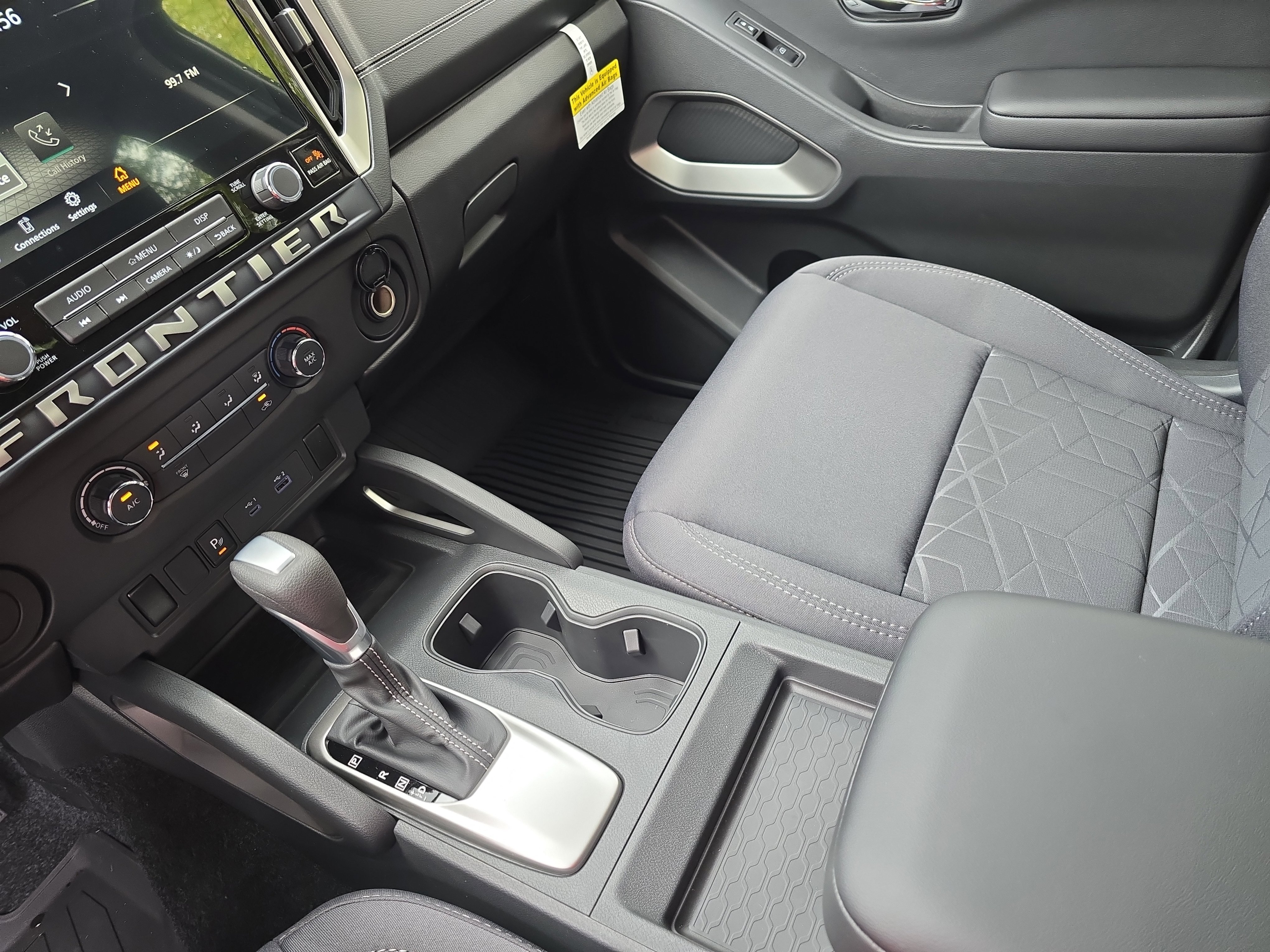 New 2026 Nissan Frontier SV image 22