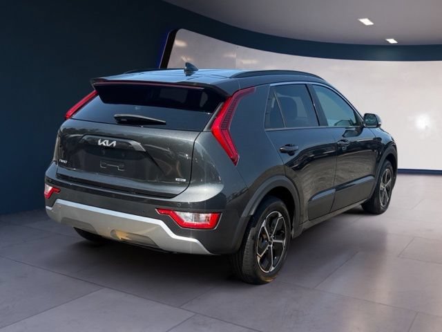 Used 2024 Kia Niro EX FWD image 5