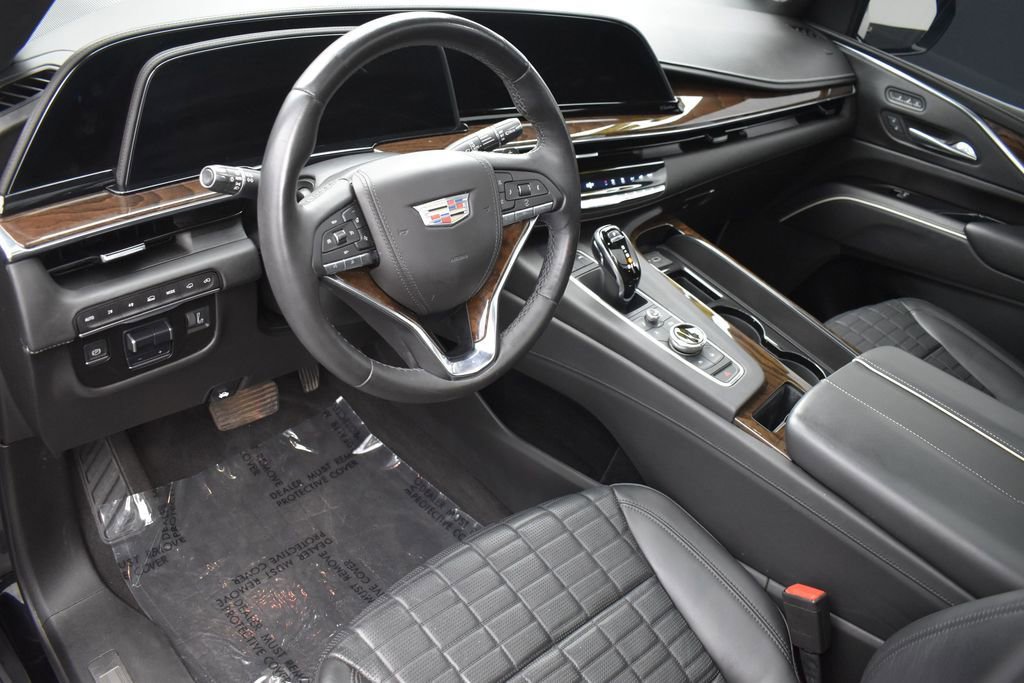 Used 2022 Cadillac Escalade Sport Platinum w/ LPO, ONYX Package AWD/4WD image 12
