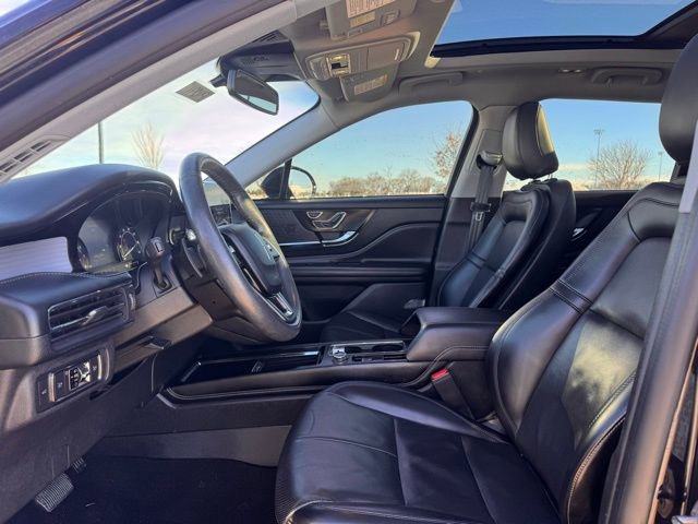 Used 2022 Lincoln Corsair Standard w/ Premium Package image 7