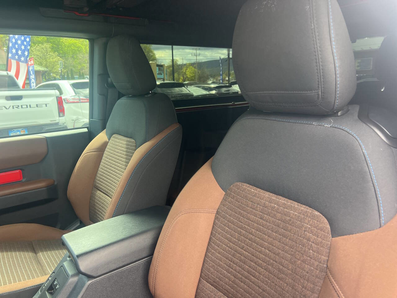 Used 2023 Ford Bronco Outer Banks AWD/4WD image 28