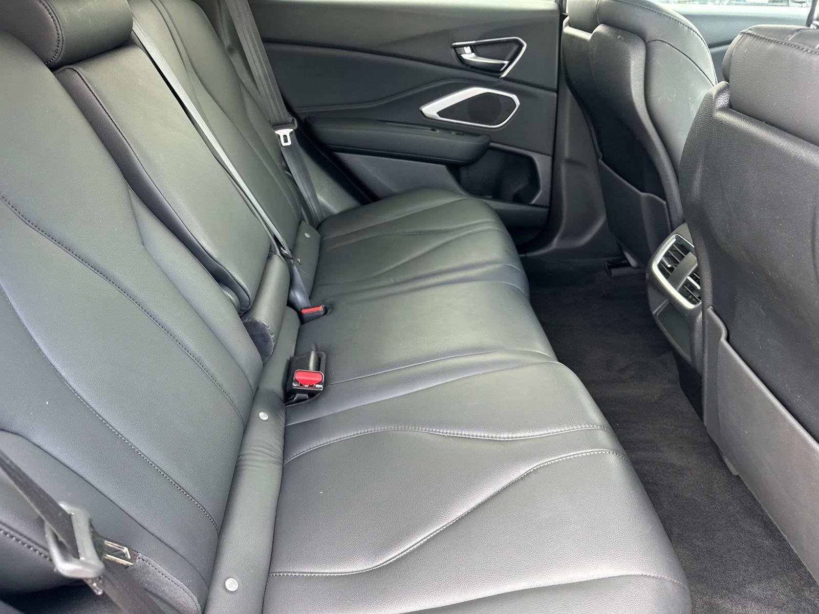 Used 2023 Acura RDX image 10