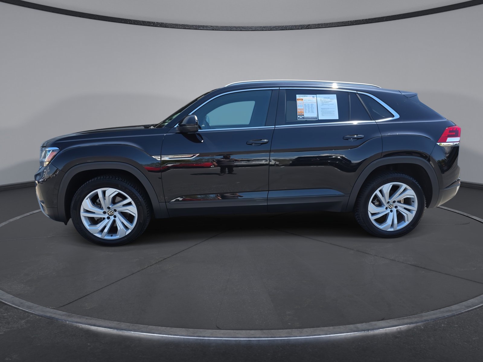 Used 2020 Volkswagen Atlas Cross Sport SEL AWD/4WD image 10