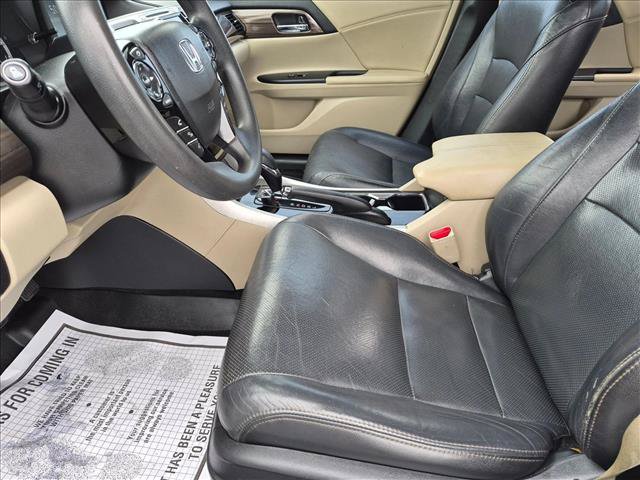Used 2016 Honda Accord EX image 15