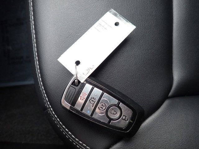 Used 2023 Ford Explorer XLT w/ Equipment Group 202A image 30